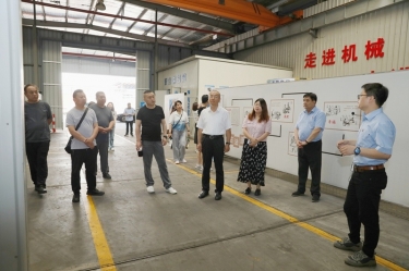 实地观摩促交流 技能赋能助发展 | 山东省淄博市淄川区总工会党组成员、副主席冯进明一行莅临AG集团纸业调研交流